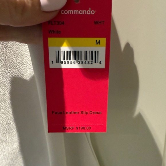 Commando Sleek White Chemise - Picture 3 of 3